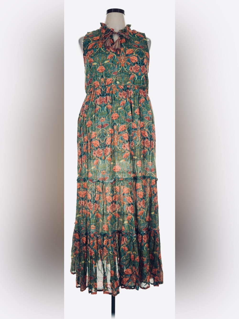 Natural Life Tiered Floral Maxi. XL